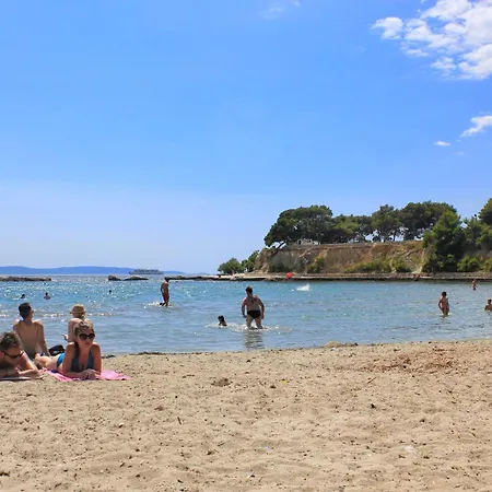 With Parking Space - 2196 公寓 *