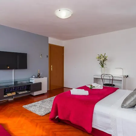 With Parking Space - 2196 斯普利特